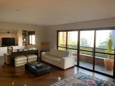 Apartamento à venda em Vila Andrade com 180 m², 3 quartos, 3 suítes, 3 vagas