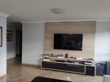 Apartamento à venda em Jardim Marajoara com 180 m², 3 quartos, 1 suíte, 2 vagas