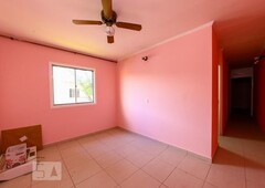 APARTAMENTO no 3º andar com 2 dormitórios e 1 garagem