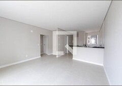 APARTAMENTO no 2º andar com 2 dormitórios e 2 garagens