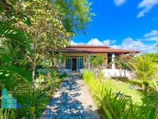 Casa à venda no bairro Pitangueiras em Lauro de Freitas