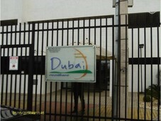 Edifício Dubai com armários e Splits