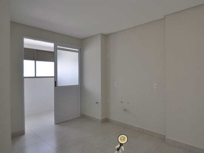 Apartamento à venda no bairro Centro - Criciúma/SC