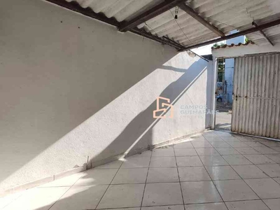 Casa com 1 quarto para alugar no bairro São Mateus, 60m²