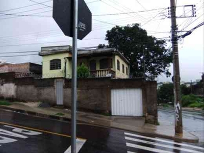 Casa com 2 quartos para alugar no bairro Boa Vista, 100m²