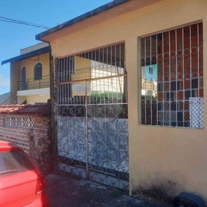 Casa com 5 quartos à venda no bairro Japiim, 101m²