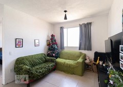 APARTAMENTO no 5º andar com 2 dormitórios e 1 garagem