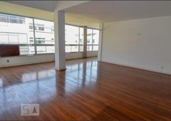 APARTAMENTO no 10º andar com 2 dormitórios e 1 garagem