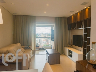 Apartamento à venda em Campo Belo com 83 m², 2 quartos, 1 suíte, 2 vagas