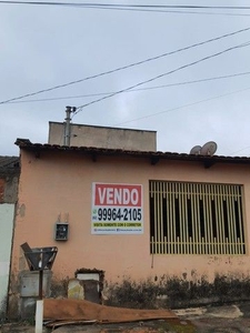 Casa para venda tem 300 metros quadrados com 3 quartos em Residencial Ana Clara - Goiânia