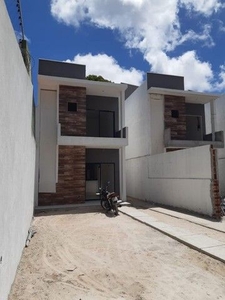 Duplex na Cidade dos Funcionários