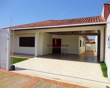 Linda casa com 3 quartos, piscina no bairro Alphaville em Porto Velho