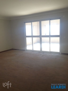 Apartamento à venda em Alto de Pinheiros com 813 m², 4 quartos, 4 suítes, 6 vagas