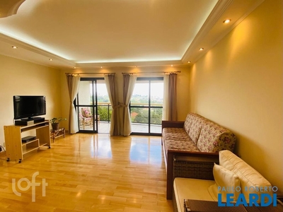 Apartamento à venda em Bela Vista com 138 m², 4 quartos, 2 suítes, 3 vagas