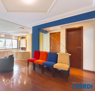 Apartamento à venda em Bosque da Saúde com 147 m², 3 quartos, 3 suítes, 3 vagas