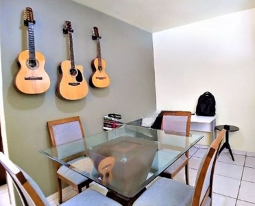 Apartamento à venda em Carlos Prates com 45 m², 2 quartos, 1 vaga