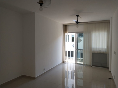 Apartamento à venda em Grajaú com 70 m², 1 quarto, 1 vaga