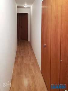 Apartamento à venda em Higienópolis com 160 m², 4 quartos, 2 suítes, 2 vagas