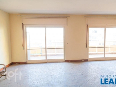 Apartamento à venda em Higienópolis com 370 m², 4 quartos, 3 vagas