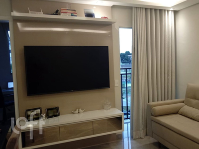 Apartamento à venda em Paulo VI com 49 m², 2 quartos, 1 vaga