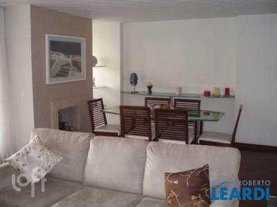 Apartamento à venda em Vila Andrade com 160 m², 4 quartos, 2 suítes, 2 vagas