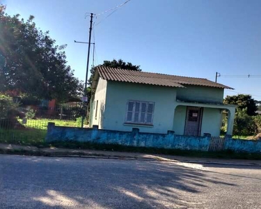 Pelegrino Imóveis vende casa de esquina no Balneário Rebello