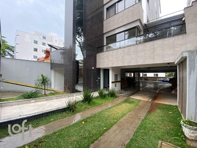 Apartamento à venda em Itapoã com 108 m², 4 quartos, 2 suítes, 6 vagas