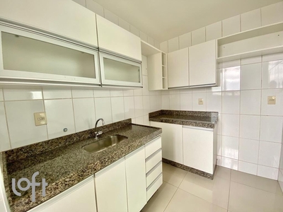 Apartamento à venda em Maria Virgínia com 75 m², 3 quartos, 1 suíte, 2 vagas