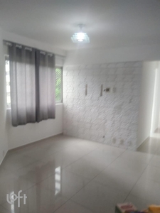 Apartamento à venda em Vila Sônia com 64 m², 3 quartos, 1 suíte, 2 vagas