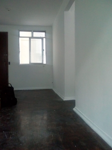 Apartamento à venda em Taquara com 48 m², 2 quartos, 1 vaga
