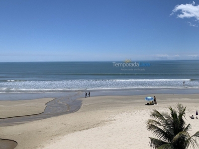 Frente Mar em Meia Praia 3 Dormitórios sendo 1 suíte