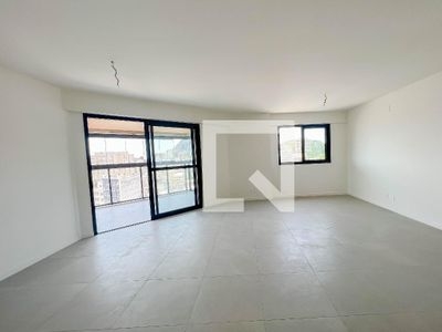 Apartamento para alugar com 3 dorms, 201m²