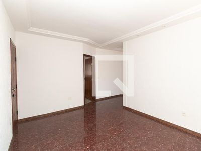 Apartamento para alugar com 4 dorms, 115m²