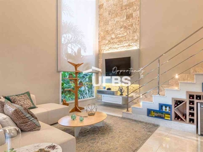 Casa com 3 quartos à venda no bairro Sítios Santa Luzia, 200m²