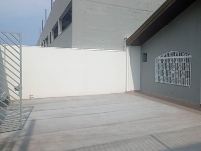 Casa em Centro, Bauru/SP de 200m² 3 quartos para locação R$ 2.500,00/mes