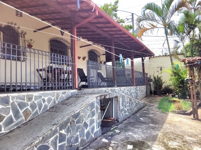 Casa em Santa Inês, Belo Horizonte/MG de 242m² 2 quartos à venda por R$ 1.249.000,00