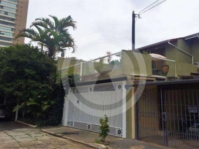Casa para venda assobradada no bairro do Brooklin, São Paulo - SP