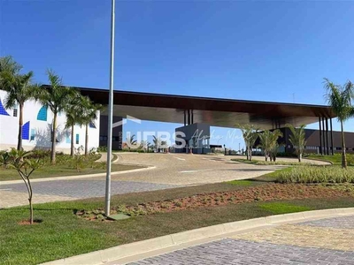 Lote à venda no bairro Jardins Itália, 914m²