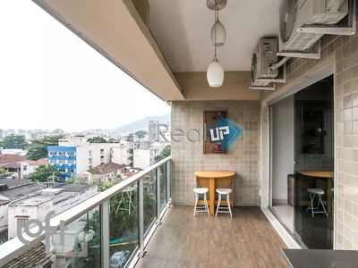 Apartamento à venda em Andaraí com 68 m², 2 quartos, 1 suíte, 1 vaga