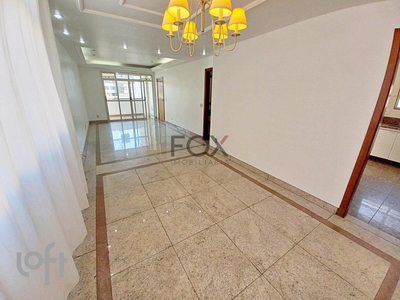 Apartamento à venda em Cruzeiro com 140 m², 4 quartos, 1 suíte, 3 vagas
