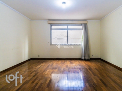 Apartamento à venda em Jardim América com 294 m², 4 quartos, 1 suíte, 3 vagas