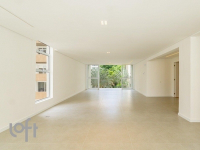 Apartamento à venda em Jardim Paulista com 226 m², 3 quartos, 3 suítes, 2 vagas
