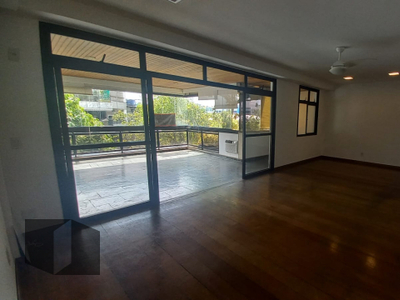 Apartamento em Barra da Tijuca, Rio de Janeiro/RJ de 156m² 3 quartos à venda por R$ 1.549.000,00