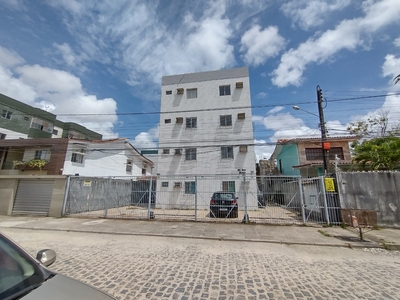 Apartamento em Jiquiá, Recife/PE de 66m² 2 quartos à venda por R$ 149.000,00