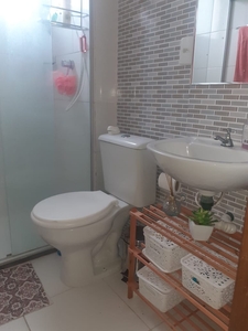 Apartamento em Recreio Ipitanga, Lauro De Freitas/BA de 48m² 2 quartos para locação R$ 1.750,00/mes