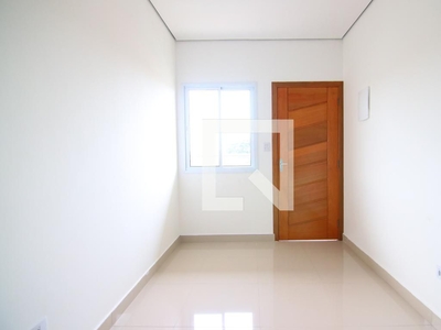 APARTAMENTO no 5º andar com 2 dormitórios e 1 garagem