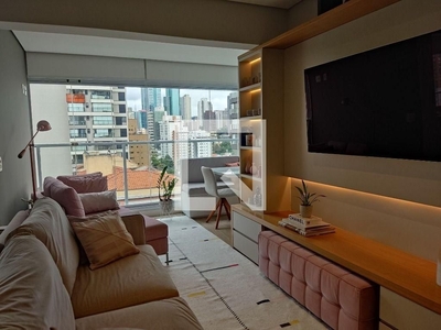 APARTAMENTO no 5º andar com 3 dormitórios e 2 garagens