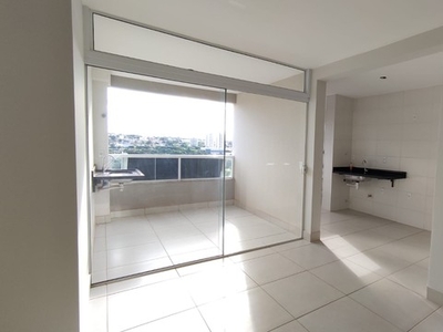 Apartamento para venda tem 93 metros quadrados com 3 quartos em Patrimônio/Copacabana