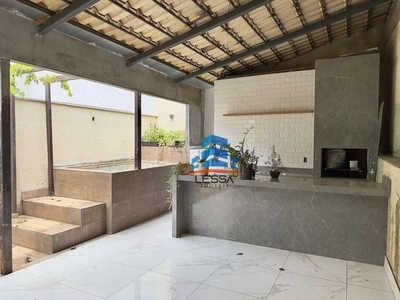 Casa com 2 quartos à venda, 180.0m²