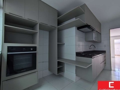 Casa com 2 quartos para alugar na Rua Santa Marta, Vila Praiana, Lauro de Freitas por R$ 1.900